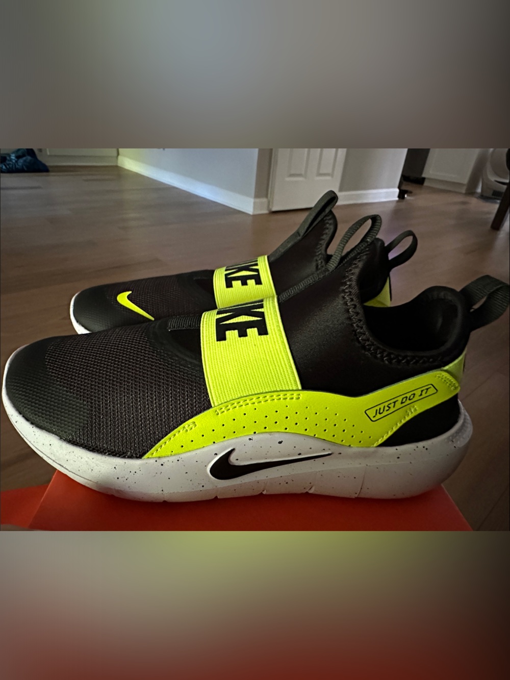 Nike Kids Black & Neon Yellow Slip-On Sneakers Nike Flex Runner Big Kids No Lace